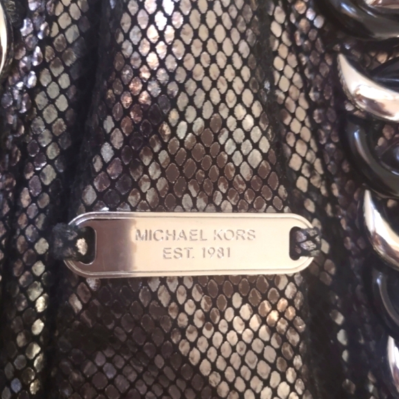 *VERY RARE* Michael Kors Handbag w/Chains and Metallic Snakeskin (Vintage) - Picture 2 of 3